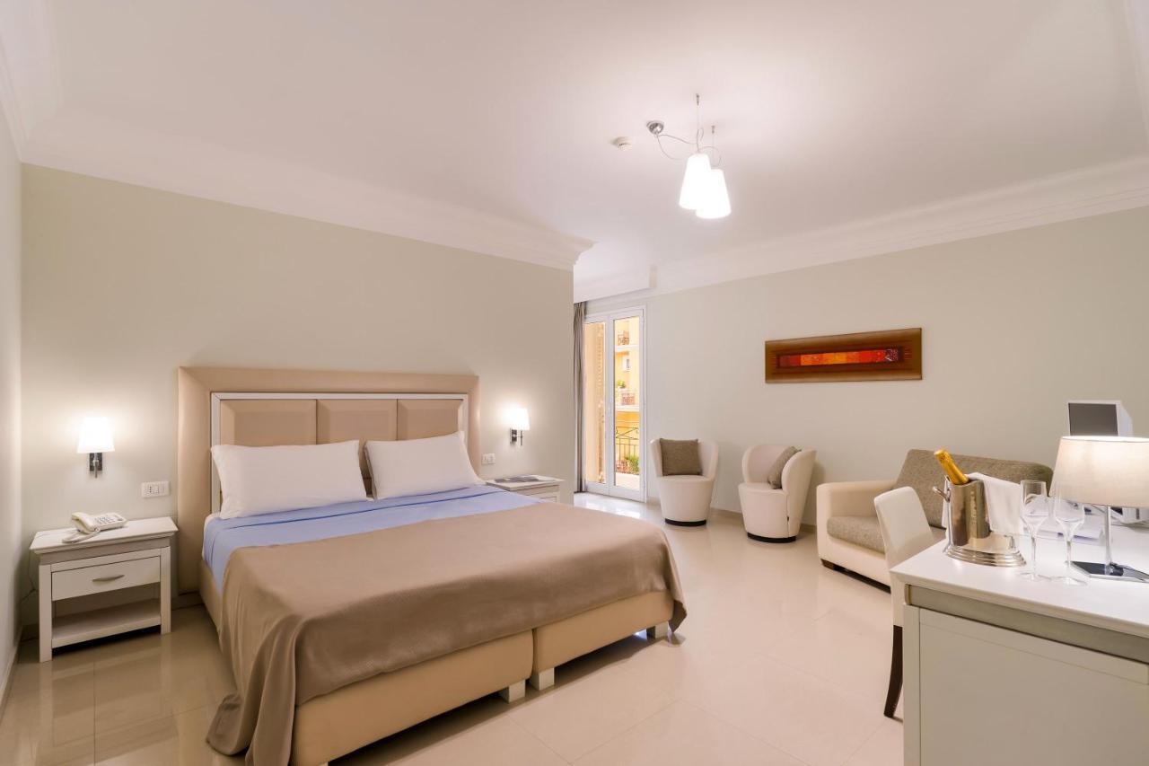 Victoria Palace Hotel&Zen Wellness Gallipoli Exterior foto